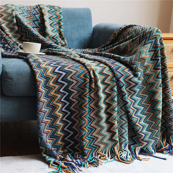 Multicolour Zigzag Tasseled Knit Throw