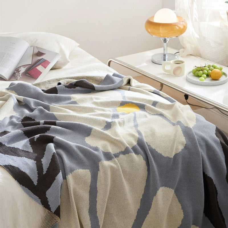 Scandinavian Bold Floral Print Blanket