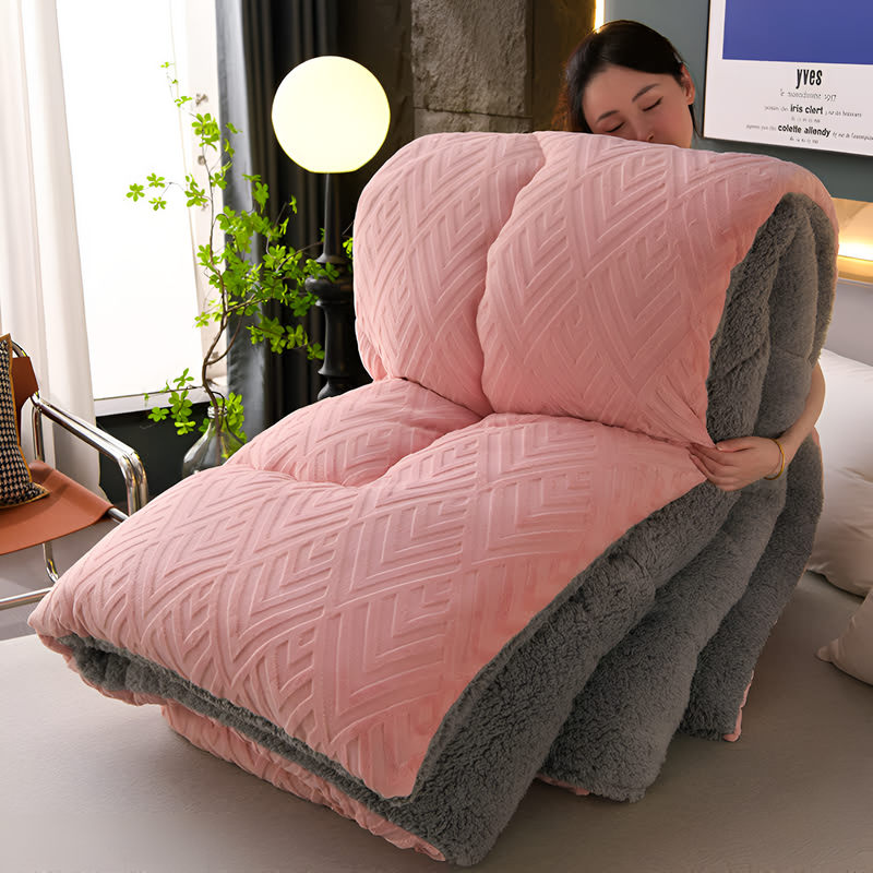 Dual-Sided Soft Quilted Blanket