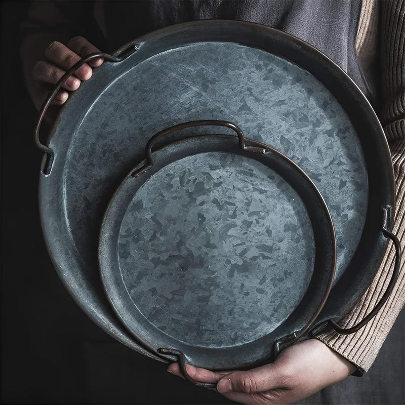 Retro Round Metal Dinner Serving Trays