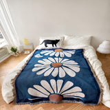 Cosy Daisy Woven Throw