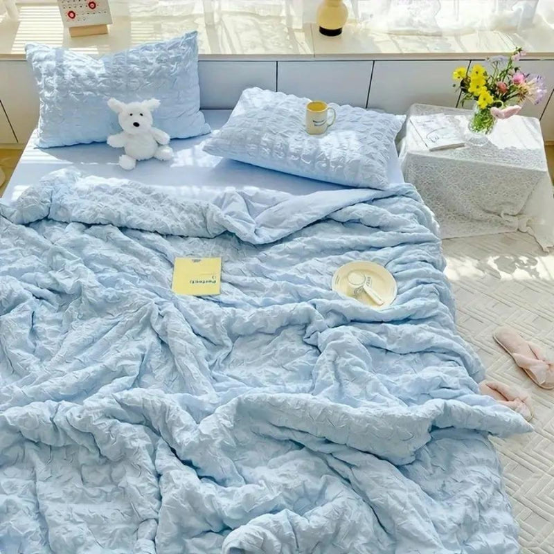 Summer Breeze Lightweight Quilt