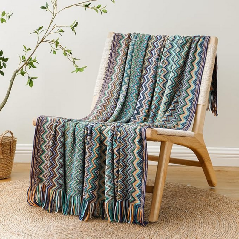 Multicolour Zigzag Tasseled Knit Throw